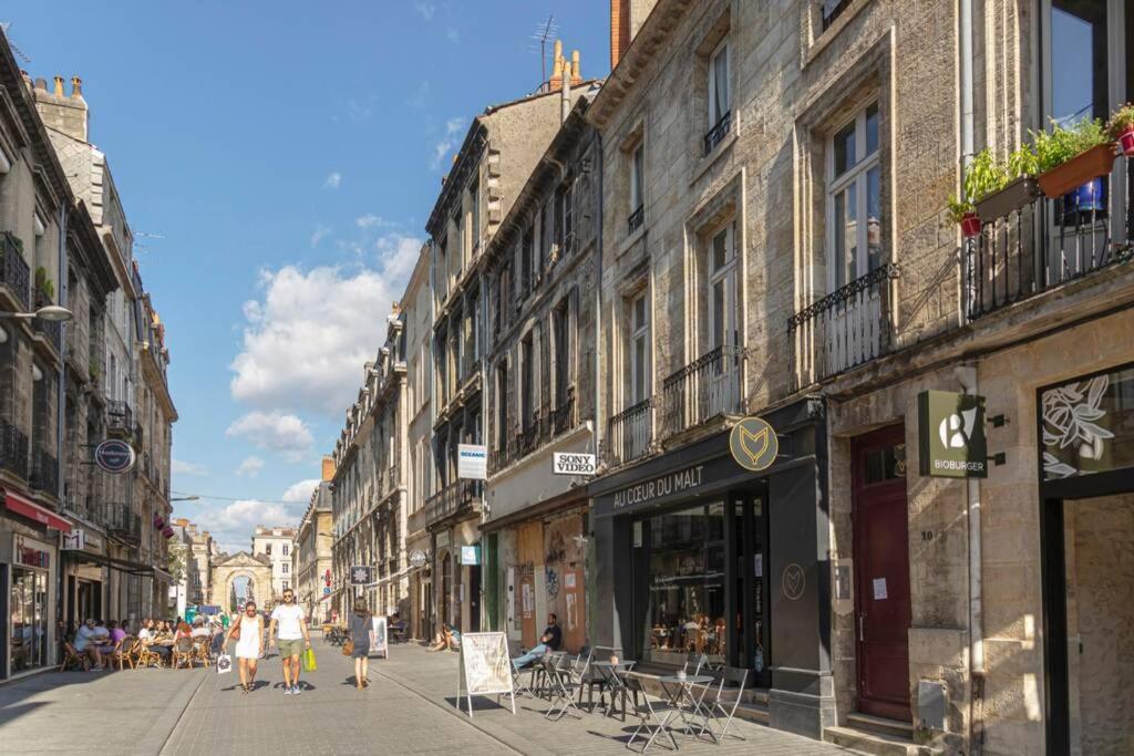 Charmant Logement - Gambetta - Coeur Historique Bordeaux Apartment Bagian luar foto